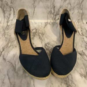 Lauren Ralph Lauren Navy Wedges